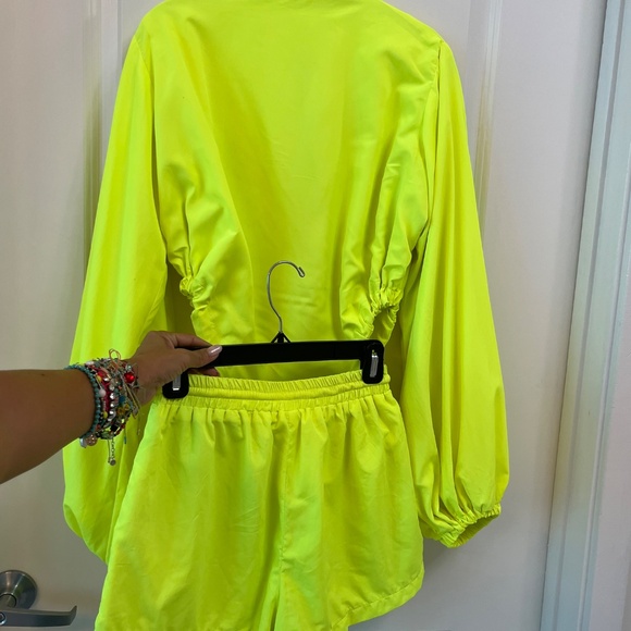 I ❤️ DIY Neon Yellow Windbreaker Bodysuit & Shorts Set Size S - Picture 16 of 16